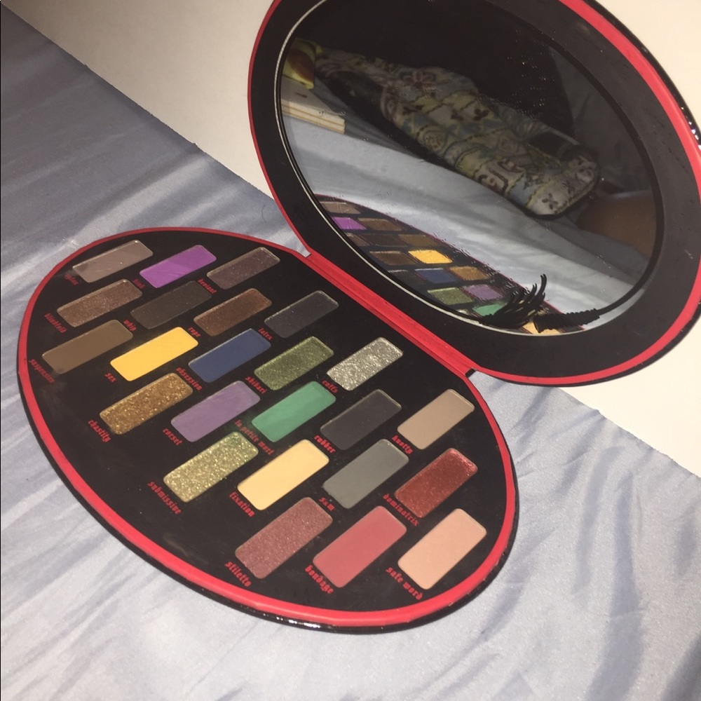 KVD Fetish